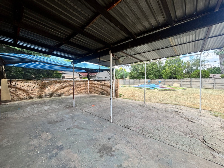 3 Bedroom Property for Sale in La Hoff North West